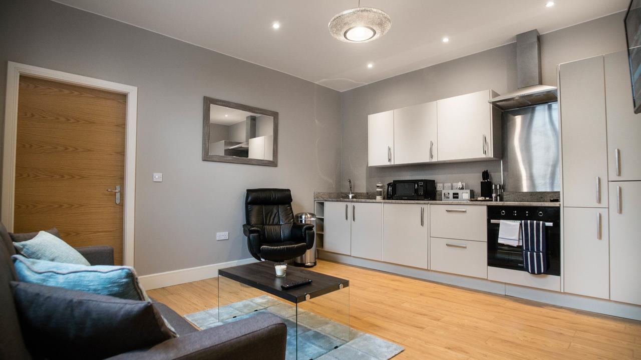 Stunning Apartments In Converted Chapel Sheffield Luaran gambar