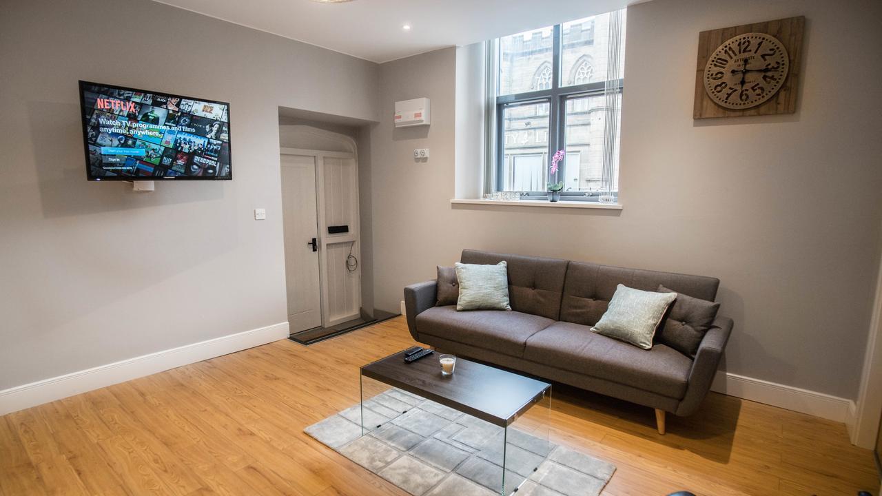 Stunning Apartments In Converted Chapel Sheffield Luaran gambar