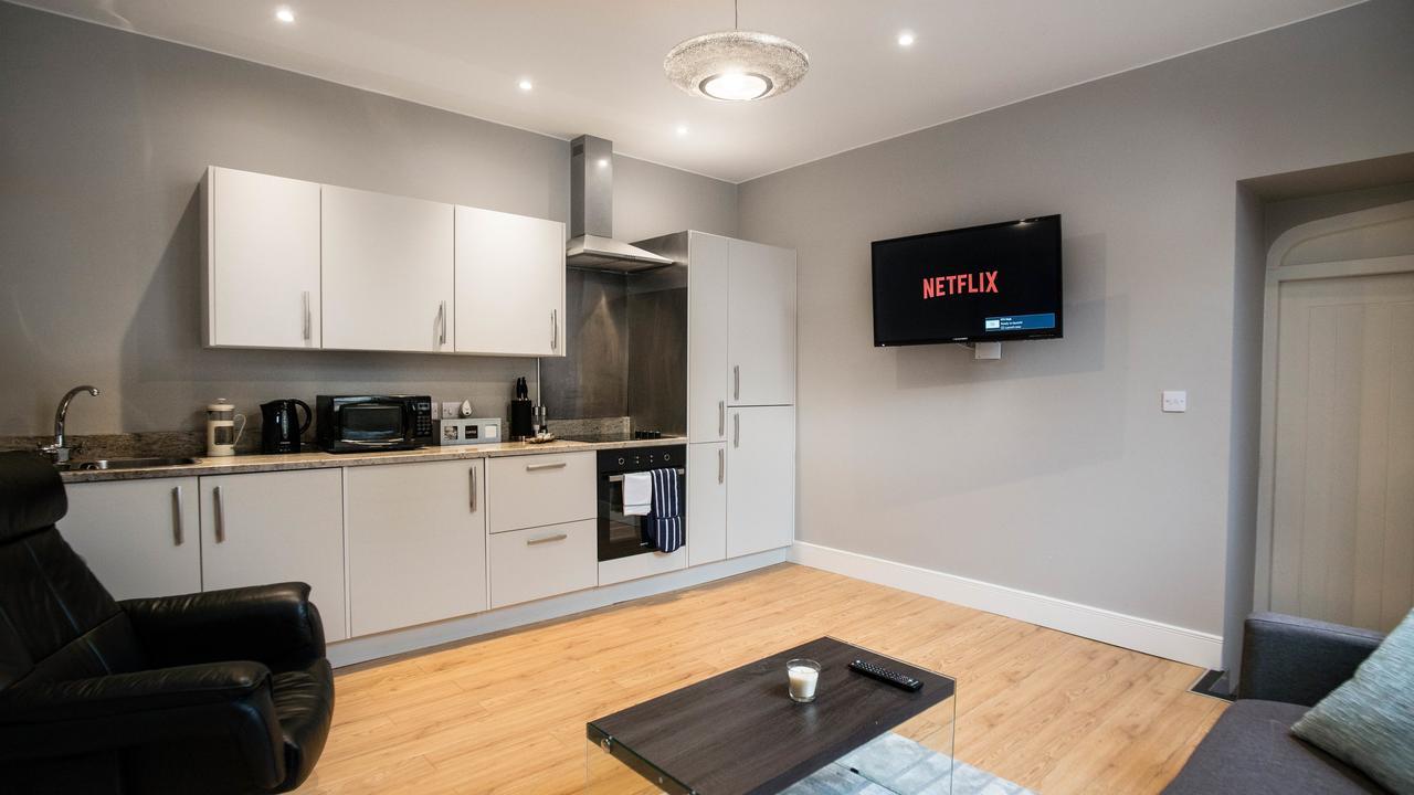 Stunning Apartments In Converted Chapel Sheffield Luaran gambar